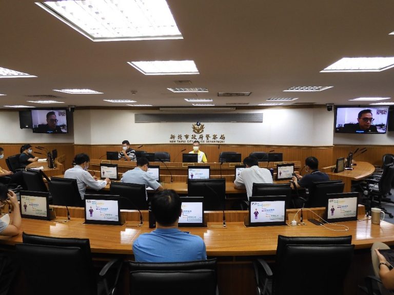 圖片說明：臺灣橋頭地方檢察署主任檢察官謝肇晶線上授課情形。(記者宋紹誠翻攝)