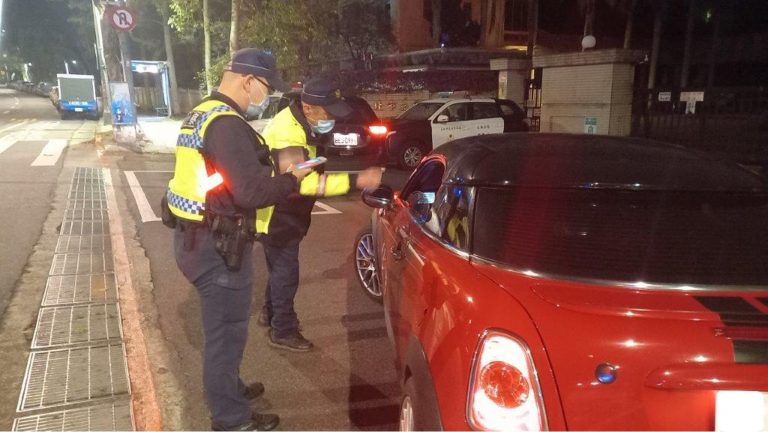 圖片說明：士林分局於春節期間，規劃取締酒駕專案勤務，俾降低酒駕肇事傷害案件發生。 (記者徐歆媛翻攝)