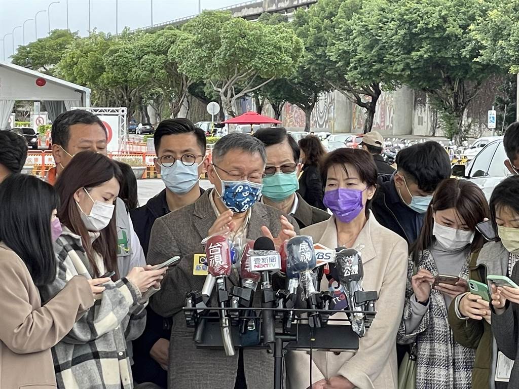 圖片說明:身兼民眾黨主席的台北市長柯文哲表示,針對這件事黨內有在檢討。(記者葉鈞宇翻攝)