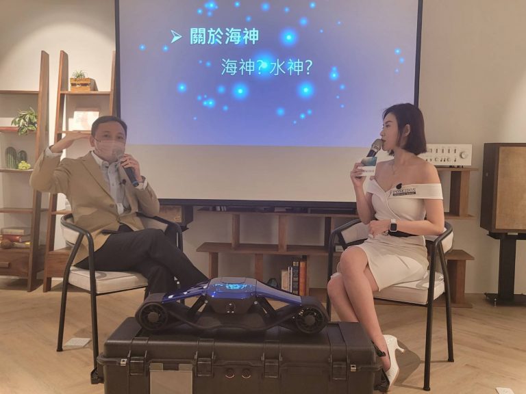 圖片說明：創辦人黃鼎生（圖左）表示，此次發表會為海神正式營運的分水嶺。（記者徐煜勝攝）