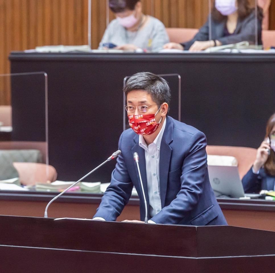 圖片說明:民進黨立委蔡適應基隆服務處有員工確診,預計下周一才會重新對外開放。(圖/翻攝自蔡適應臉書)