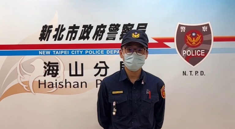 圖片說明：海山所副所長吳愷峰說明畫面。(記者林艷林翻攝)