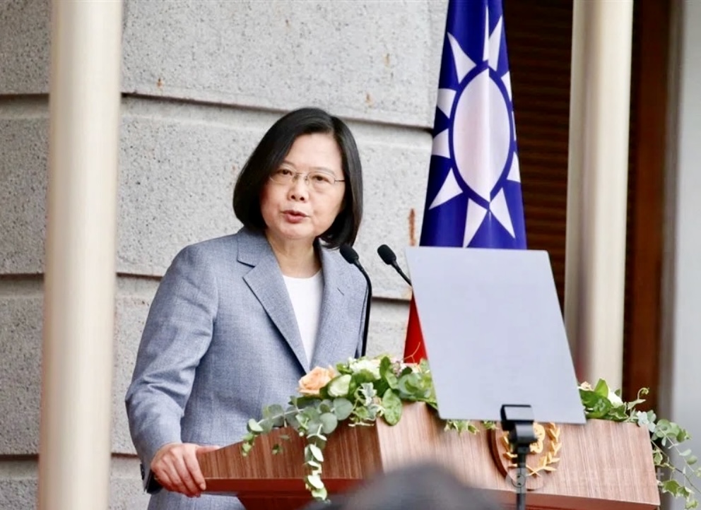 圖片說明:今日5/20乃是蔡英文總統就職滿六周年,全台卻籠罩在新冠疫情威脅之下。(圖/翻攝自網路資料)