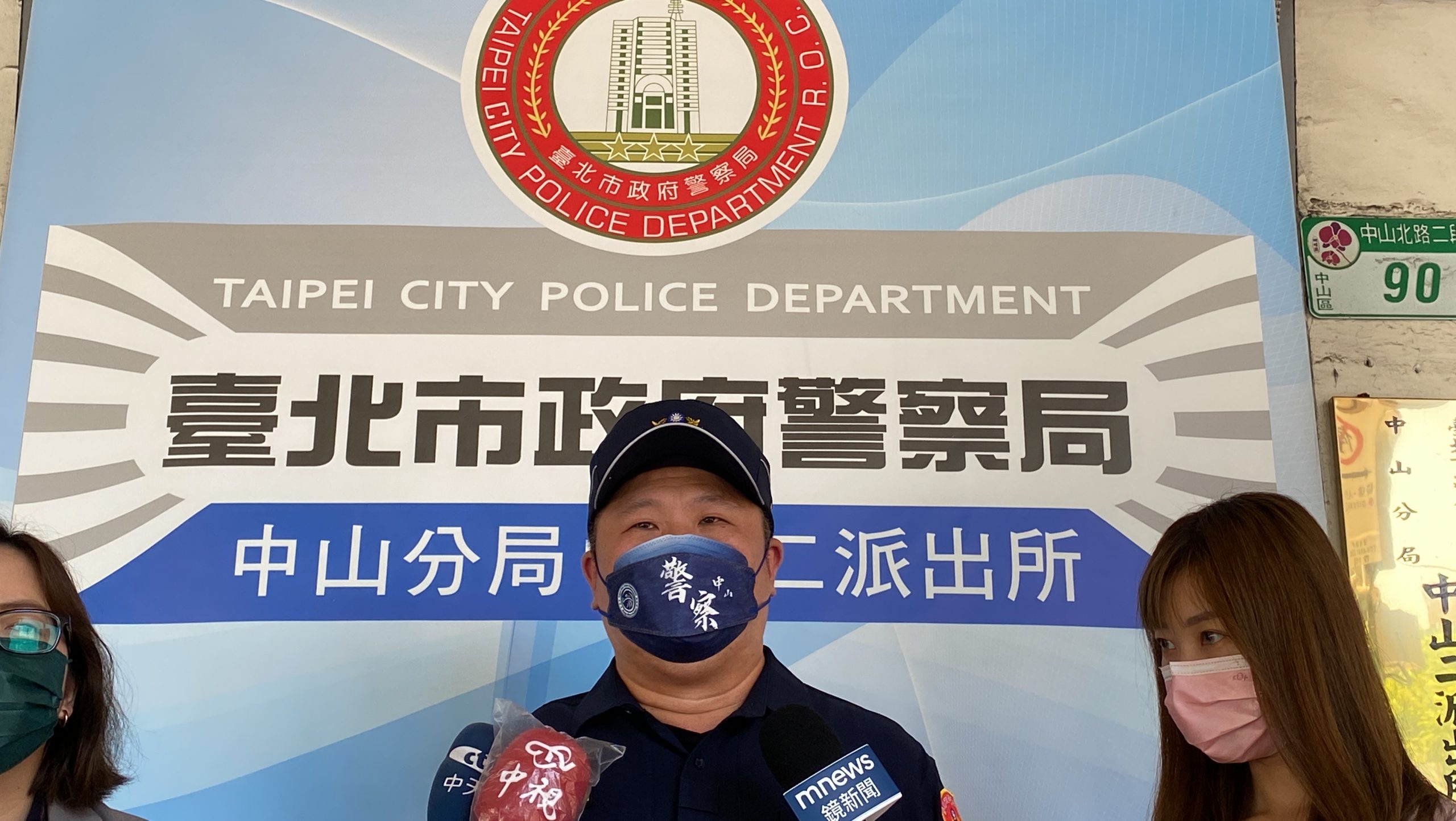 圖片說明:警中山分局中山二派出所所長侯宏哲說明案情,並呼籲民眾酒後自制,以免觸法。(記者宋紹誠翻攝)