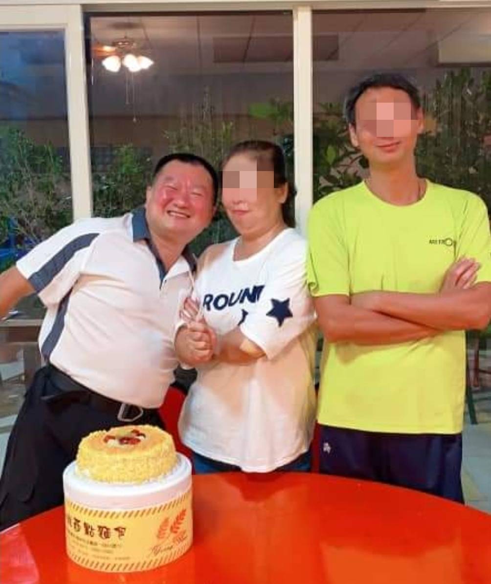 圖片說明：傳言吳誌昇天天晚上帶女人出席宴飲和朋友喝酒狂歡、夜夜笙歌，經常吹噓自己是｢萬華種馬｣。（圖片來源：吳誌昇臉書）