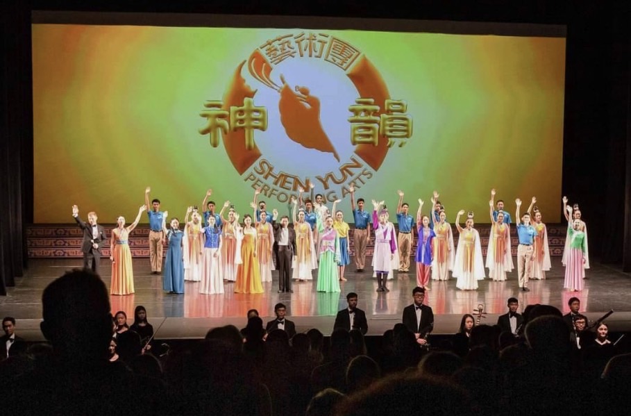 圖片說明：神韻藝術團在國內外都有巡迴表演。（圖／神韻藝術團粉絲頁）