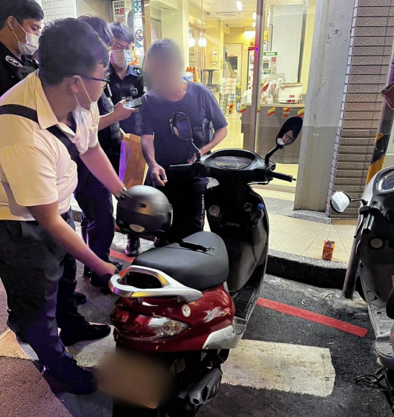 圖片說明:中和警查緝毒蟲機車。(記者徐煜勝翻攝)