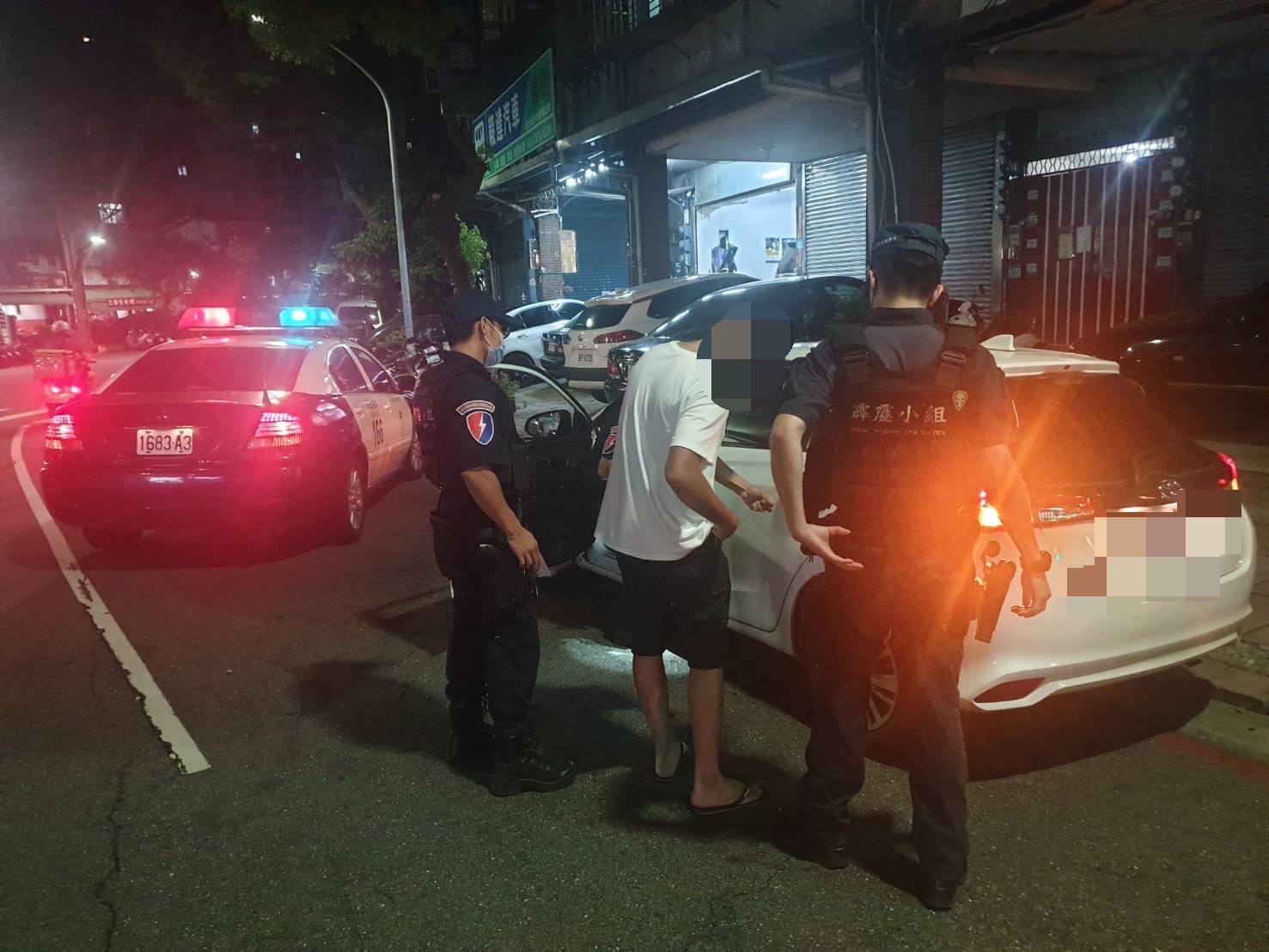 圖片說明:新北保大加強部署警力,以有效打擊街頭暴力。(記者徐煜勝翻攝)