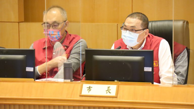 圖片說明:將助弱勢勞工再設1中心2據點 侯友宜市政會議勉勞工局持續向前。(圖/新北市政府勞工局提供)