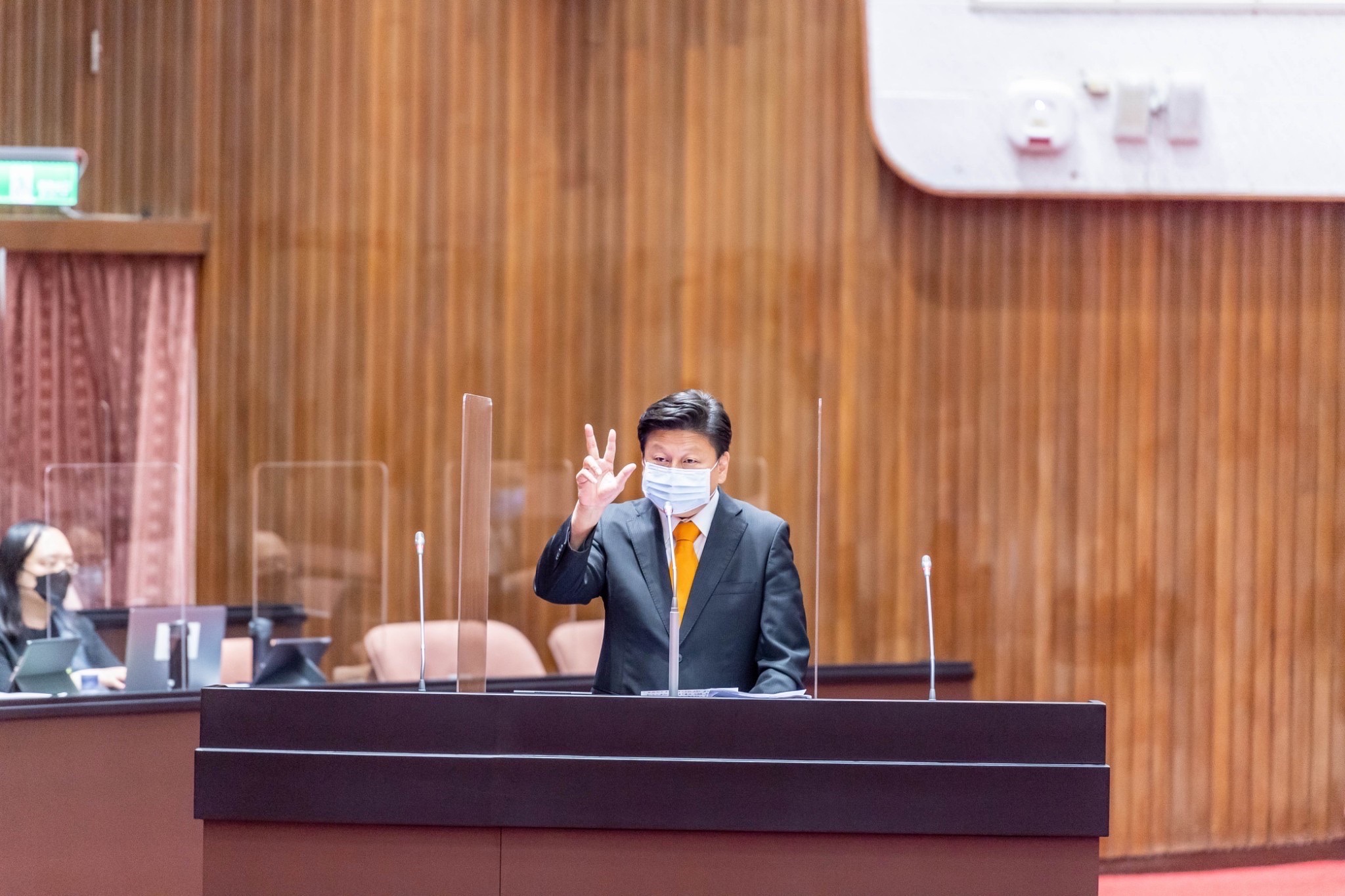 圖片說明：傅崐萁委員成功爭取中央挹注經費加速花蓮災後重建。（圖/傅崐萁國會辦公室提供）