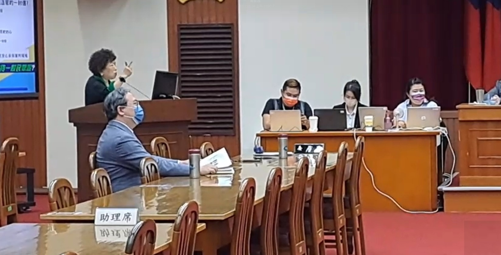 圖片說明：立委游毓蘭質疑司法院對法官的犯罪案件輕描淡寫。（記者吳萍翻攝）