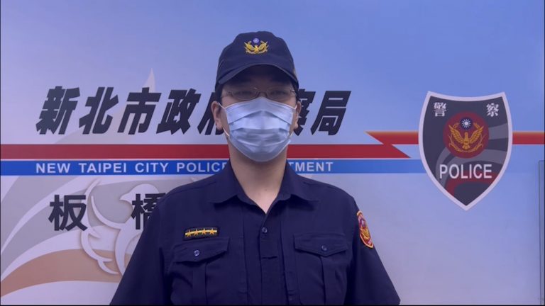 板橋後埔所副所長黃文星說明案發經過。（記者戴昱弘翻攝）