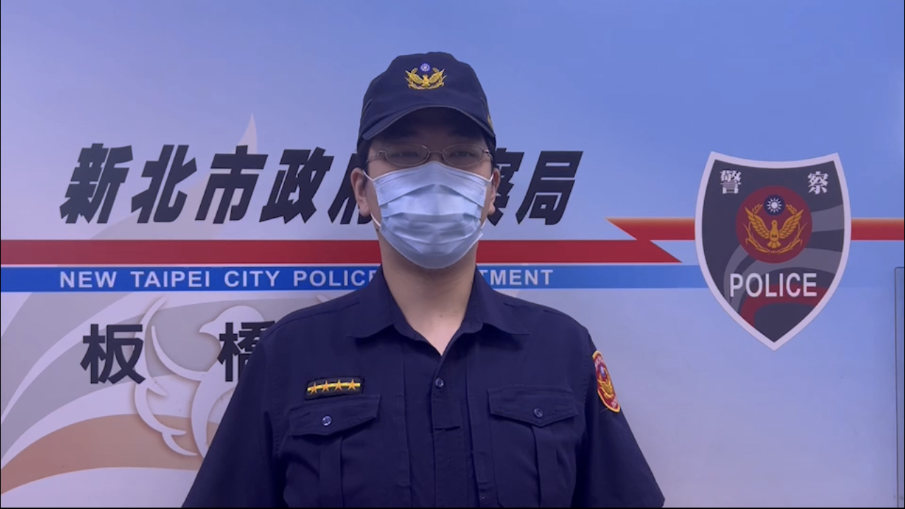 板橋後埔所副所長黃文星說明案發經過。（記者戴昱弘翻攝）