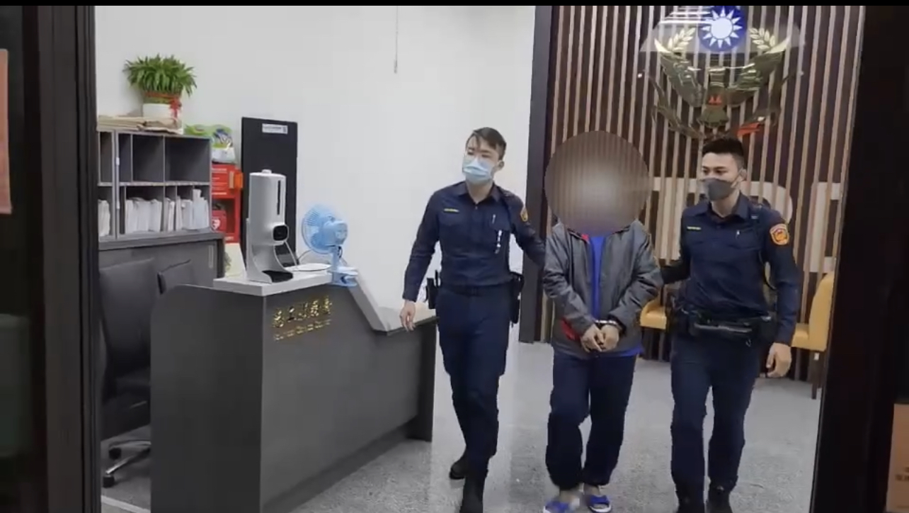 圖片說明：板橋警經連日追查，終將嫌犯拘捕到案移送。（記者戴昱弘翻攝）