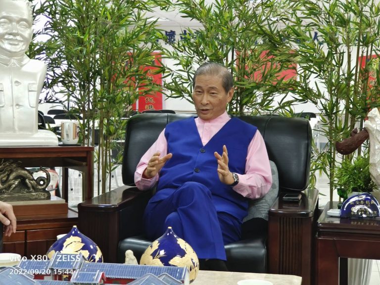 圖片說明:張安樂總裁認為,現在的執政黨要搞抗中保台,不承認「九二共識」在形式上拒絕承認自己是中國人,自失立場。(圖/專題小組攝)