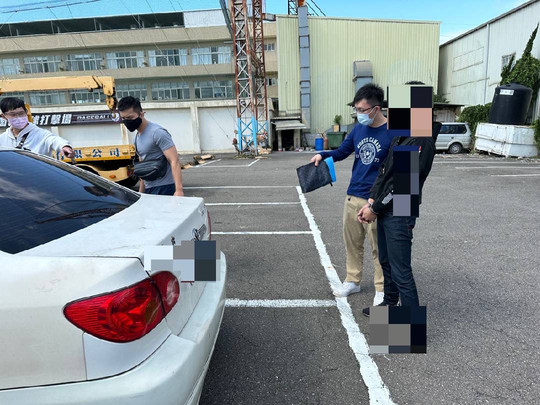蘆竹分局偵破假檢警詐騙集團。（記者宋紹誠翻攝）