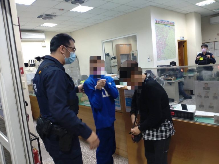 中市警豐原分局日前協助走失身障男返家。(圖/記者謝榮浤翻攝)