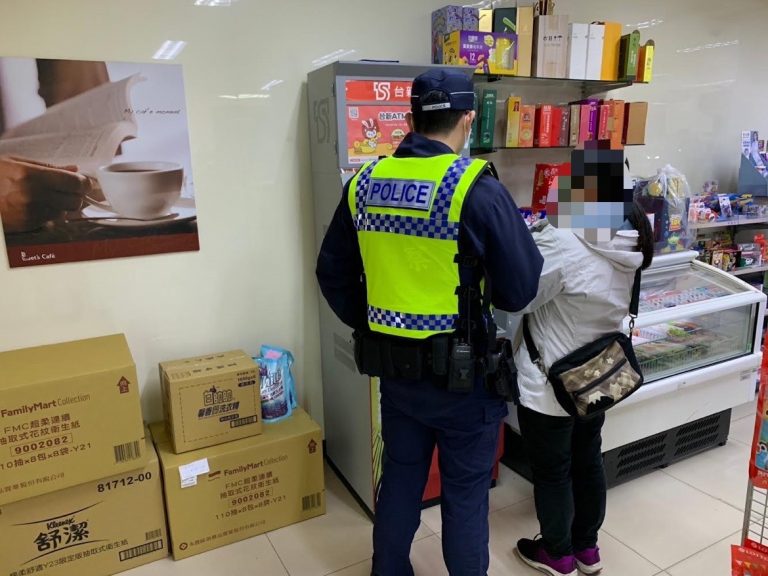 中市警豐原分局合作派出所日前成功阻詐。(圖/記者謝榮浤翻攝)