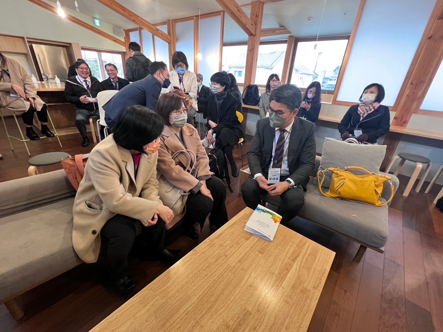 立委劉建國就台日雙邊未來關係發展，進行深度會談。（記者翁約博翻攝）