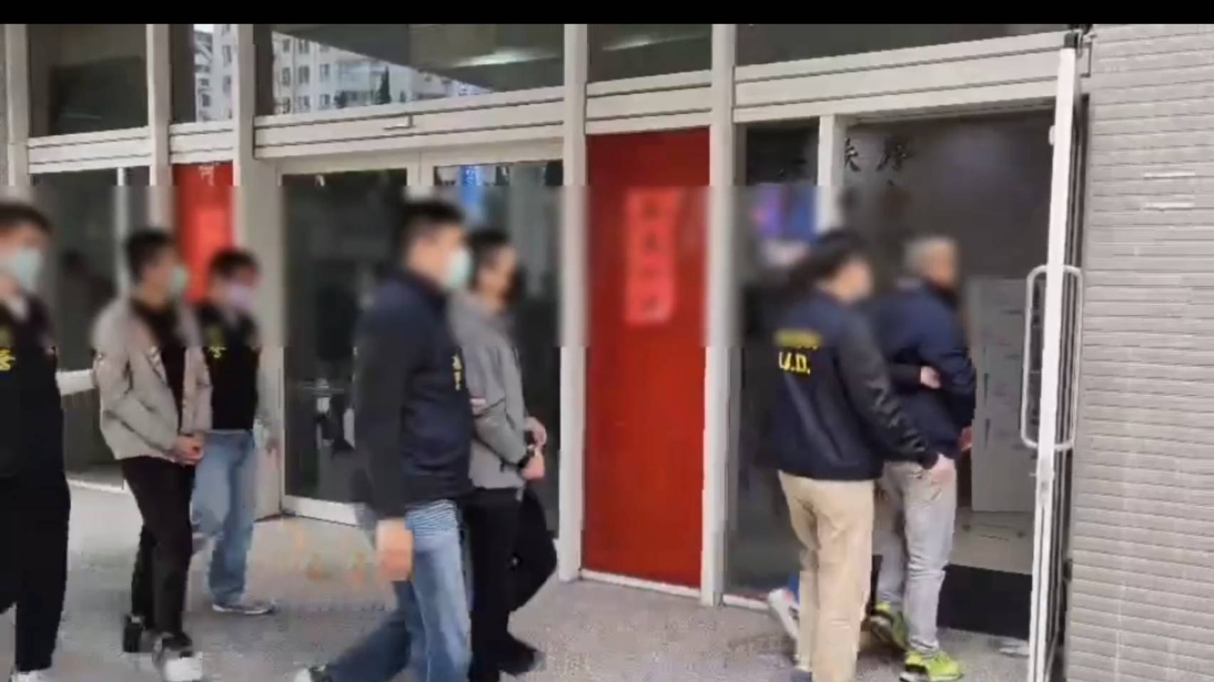 相關案情起獲嫌犯。 (圖/記者林㤈輝翻攝)