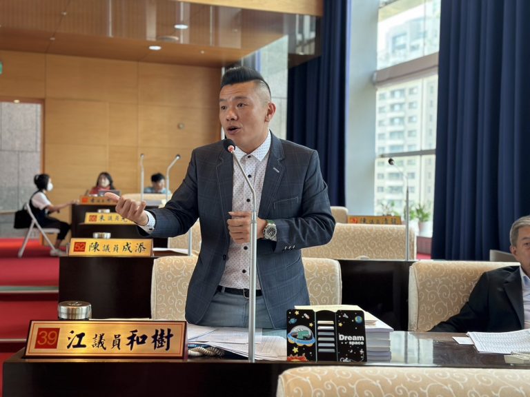 中市議員江和樹日前呼籲台中市政府針對台中購物節振興疫後商機勿做表面功夫。(圖/記者謝榮浤翻攝)