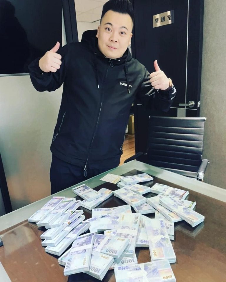 百名國際地產公司幕後老闆陳睿駿陳睿駿向員工及投資人聲稱,父親是汎德永業集團的最大股東,營造多金形象。(記者 徐煜勝翻攝)