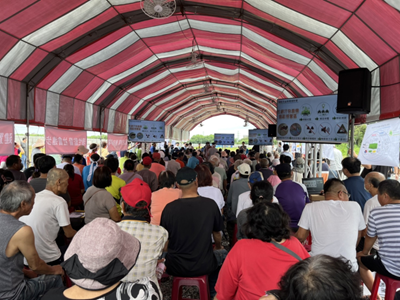 儲能業者舉辦地方說明會,當地居民參加踴躍並提出意見溝通討論。(圖/民眾提供)