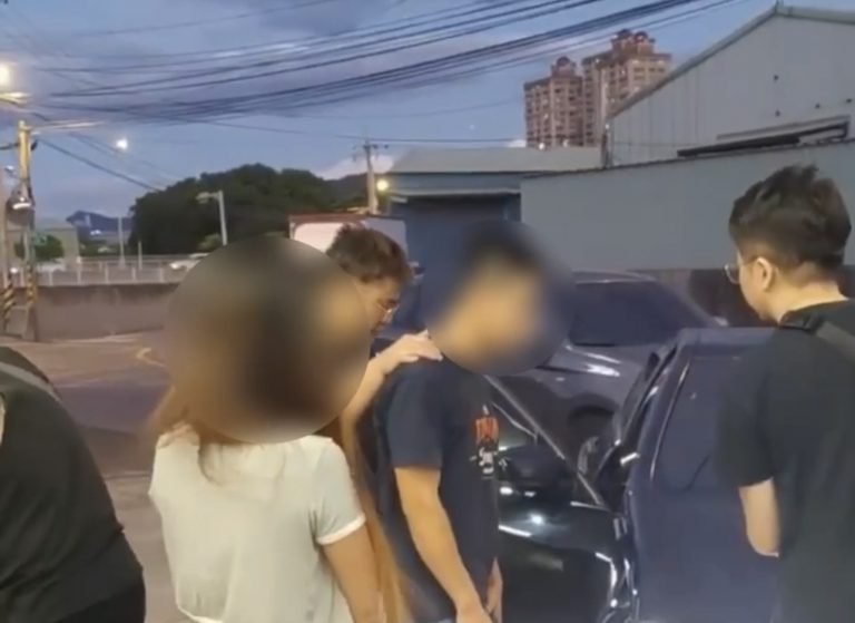 樹林警專案小組拘捕開槍犯嫌。（記者徐煜勝翻攝）