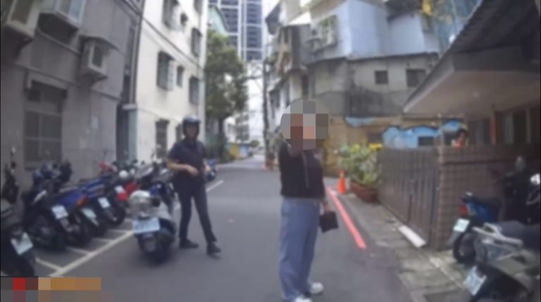 海山警獲報後立即趕往現場處置。（記者徐煜勝翻攝）