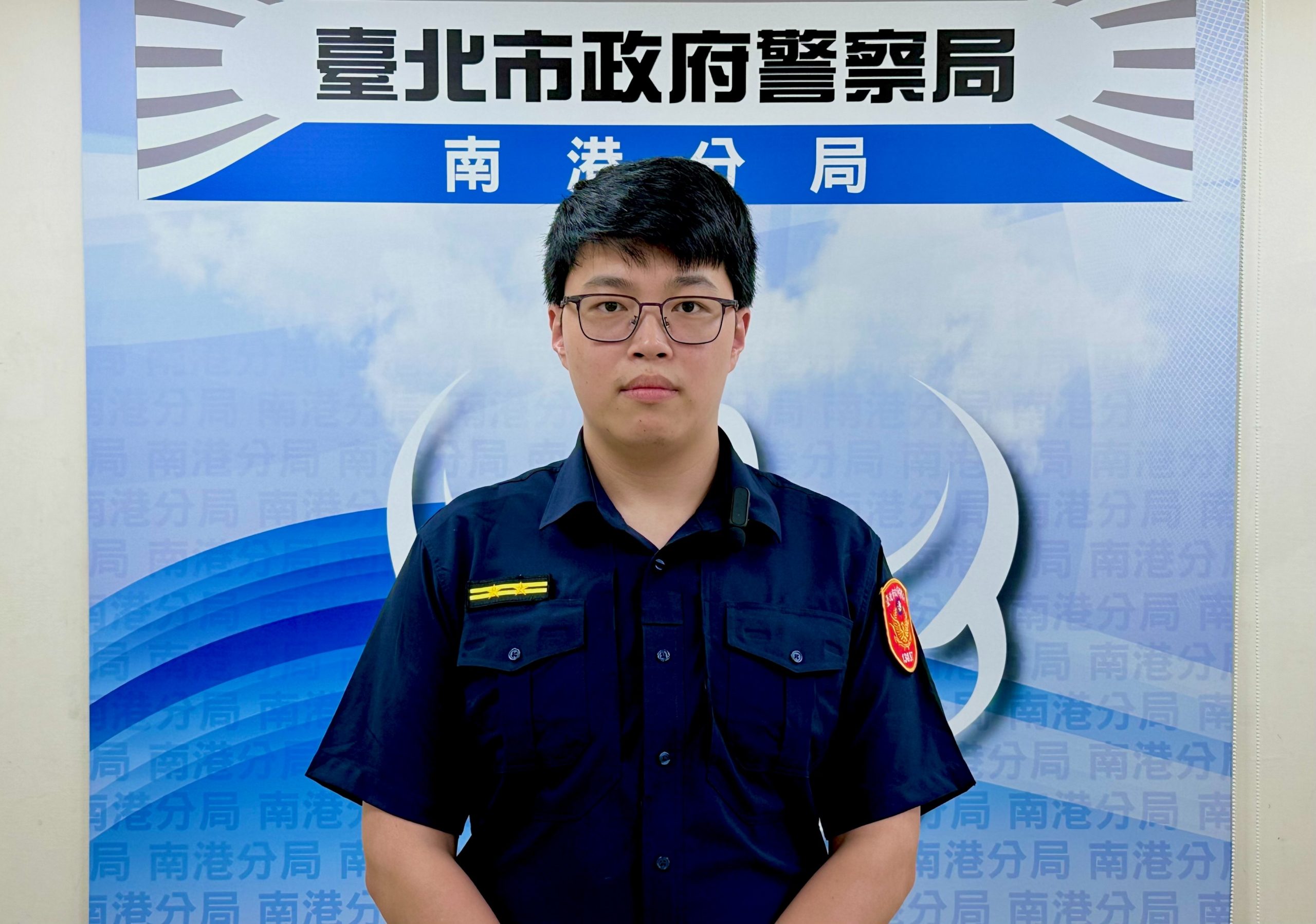 舊莊派出所所長林佑霖說明畫面。(記者薛秀蓮翻攝)