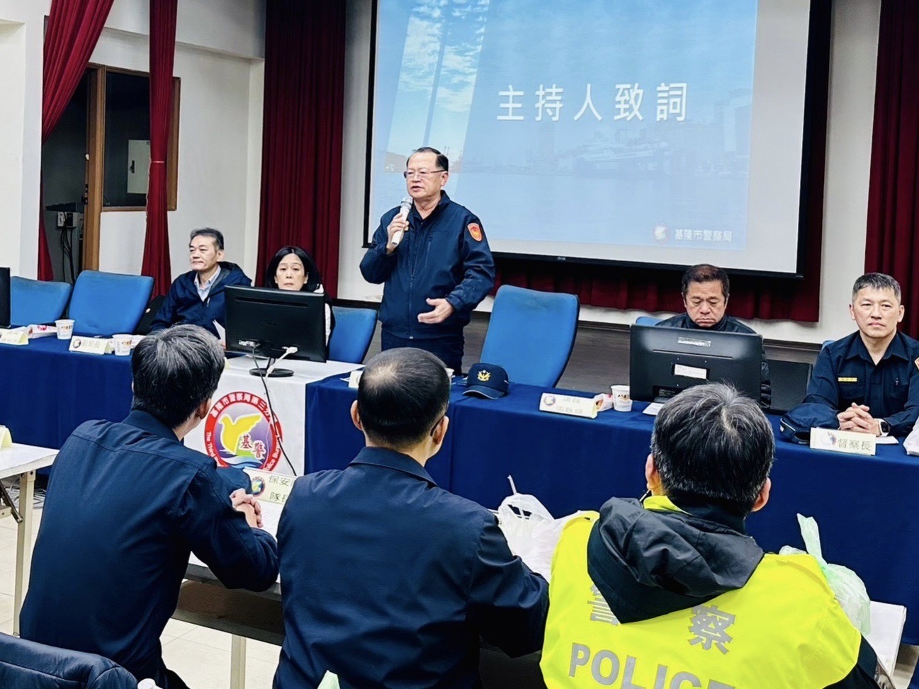 局長張樹德主持勤教。(記者薛秀蓮翻攝)