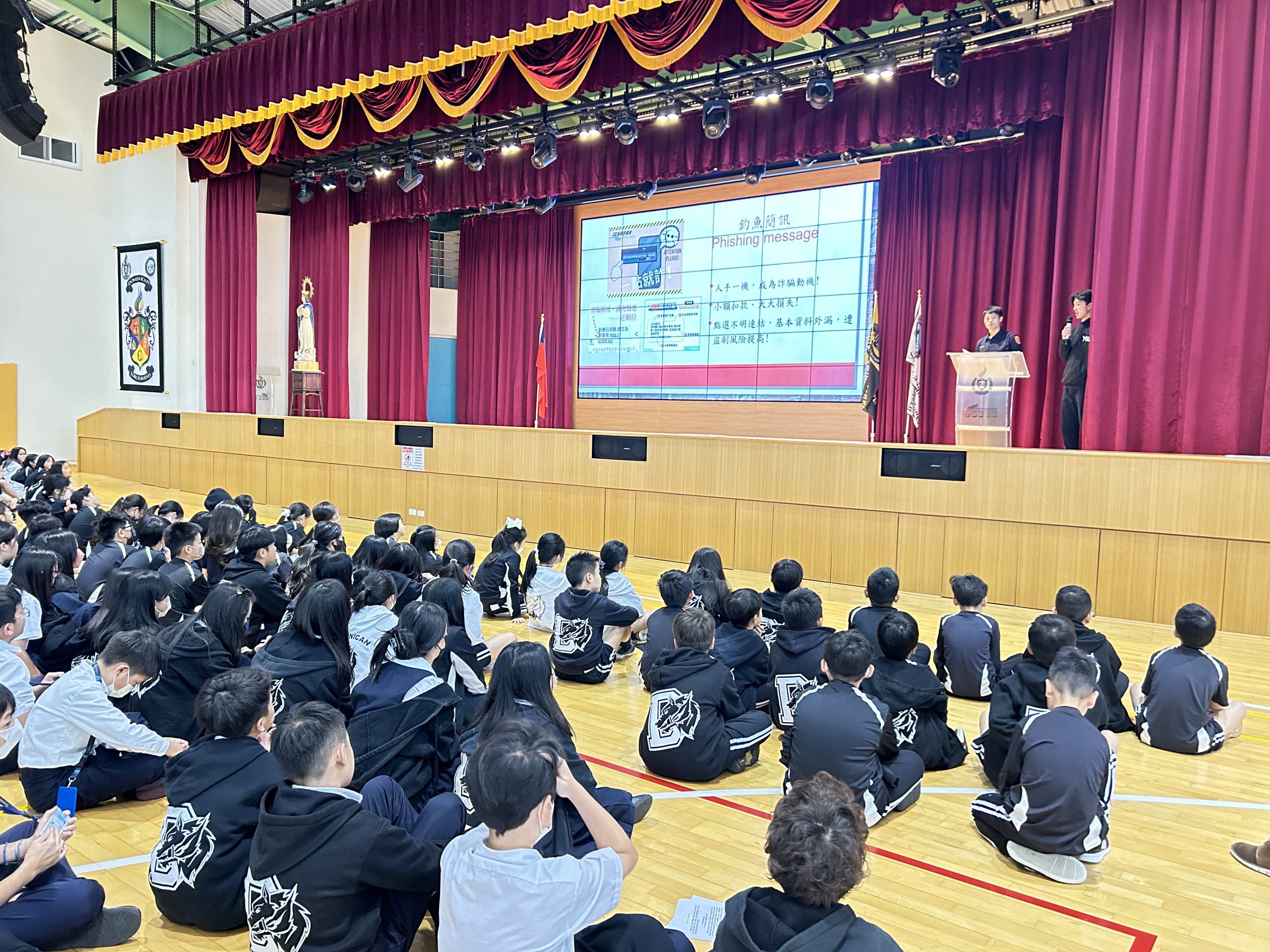 中山分局長陳金城表示,現今網路發達、社群媒體興盛,詐騙集團利用學生涉世未深及好奇心驅使的弱點,加上社會經驗不足,常因此淪為詐欺共犯,為降低少年犯罪率與提高少年自我保護意識,反詐騙預防及教育宣導刻不容緩,期盼學生將反詐騙知識內化成自己的常識。(記者薛秀蓮翻攝)