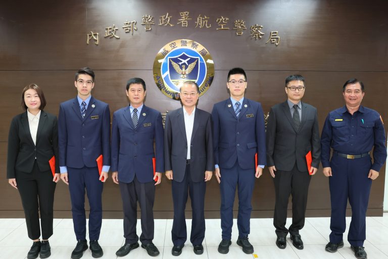 警政署長黃昭明讚許航警局長期以來緝毒成效斐然。(圖／航空警察局提供)