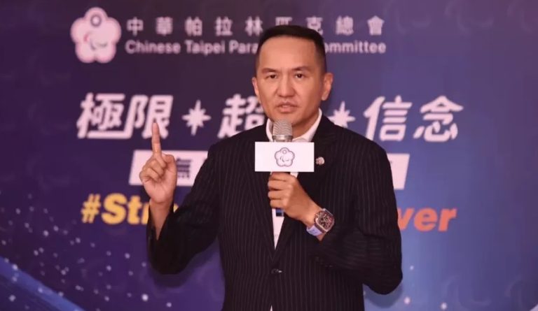 愛爾麗集團董事長常如山不惜重金贊助賽事。（記者林金聖翻攝）