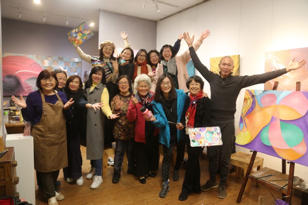 莊志輝師生聯展在新竹市文化藝廊舉行。(圖/記者黃溎芬翻攝)