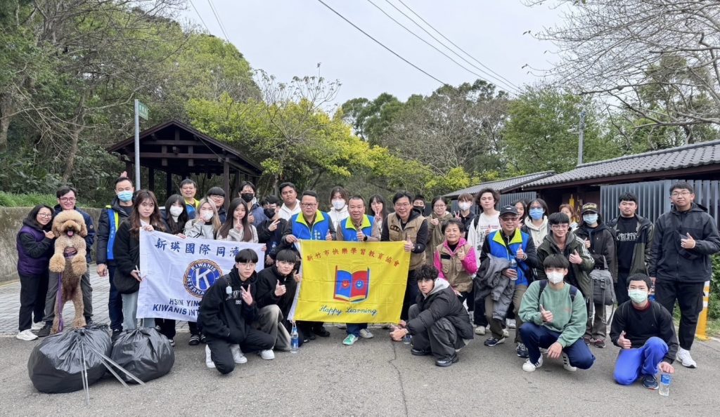 藉由服務學習志工體驗讓受幫助學生藉由服務學習回饋社會。(圖/記者林照東攝)