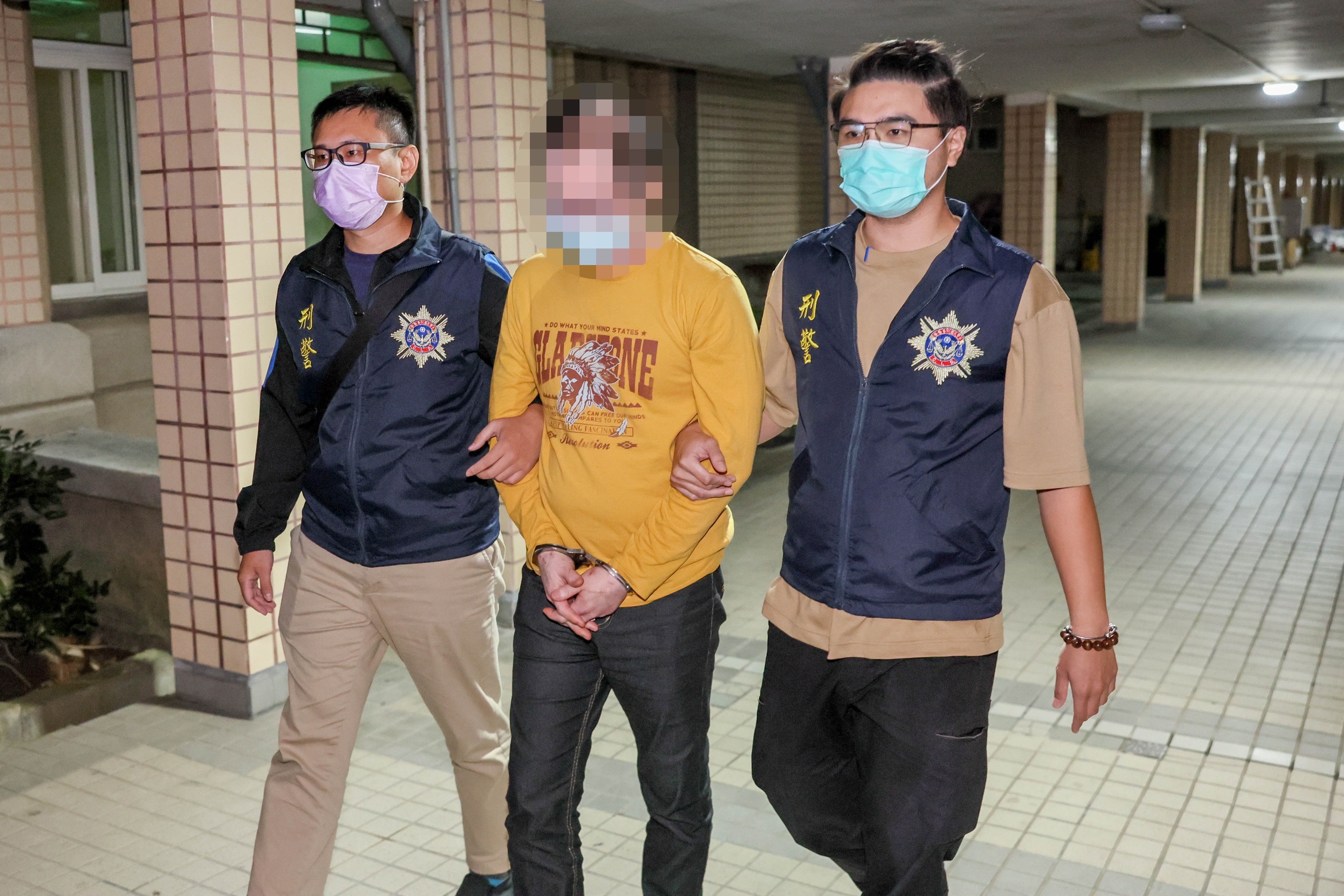警訊後將犯嫌移送件方偵辦。(圖/航空警察局提供)