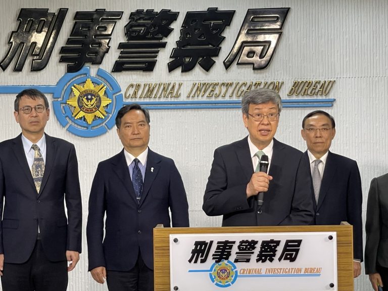 行政院長陳建仁親自主持大麻查緝及施用黑數發掘記者會，強調反毒決心。（記者薛秀蓮翻攝)