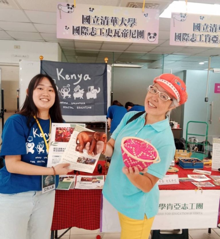 清大國際志工團專業又熱情，鼓勵青銀共創共融開啟圓夢拼圖！（圖/記者林照東拍攝）
