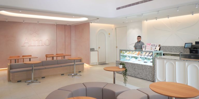 Amo與「硬是設計」的吳透設計師合作，共同打造具有品牌精神的獨特空間。(圖/阿默蛋糕提供)