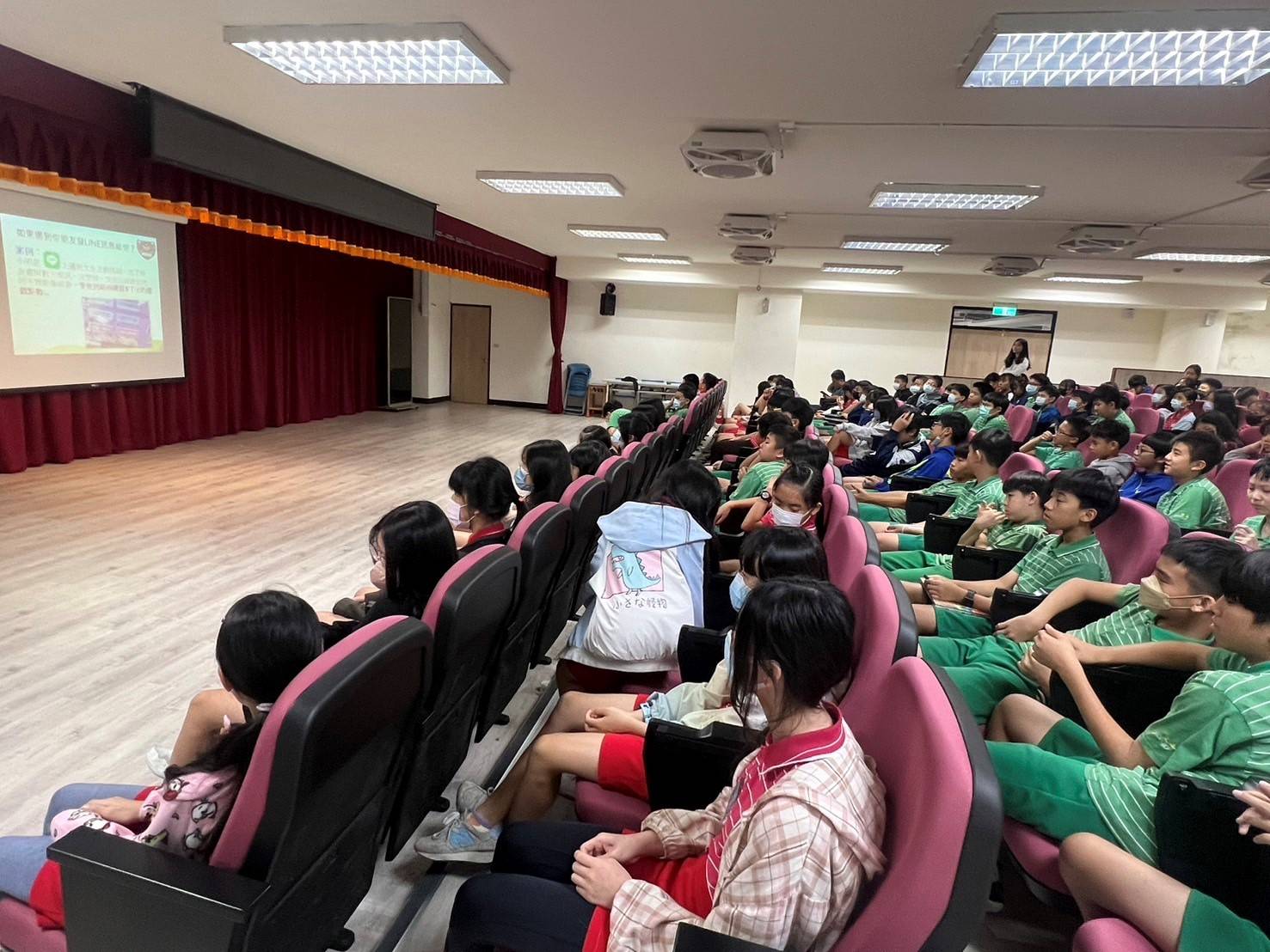 學童及其家長應提高警覺,防範各類詐騙手法,共同維護社會安全。(記者黃荷琇 翻攝)