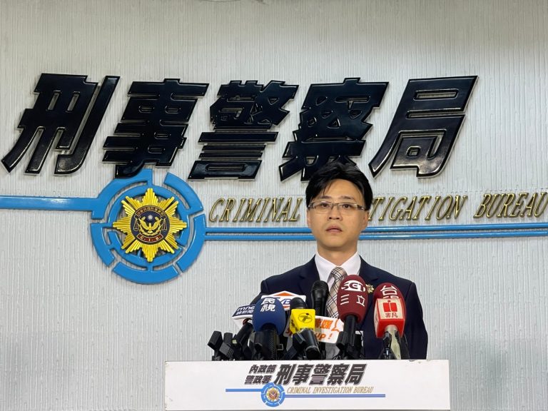 刑事局三大三隊隊長陳力維說明案情。(記者徐煜勝翻攝)