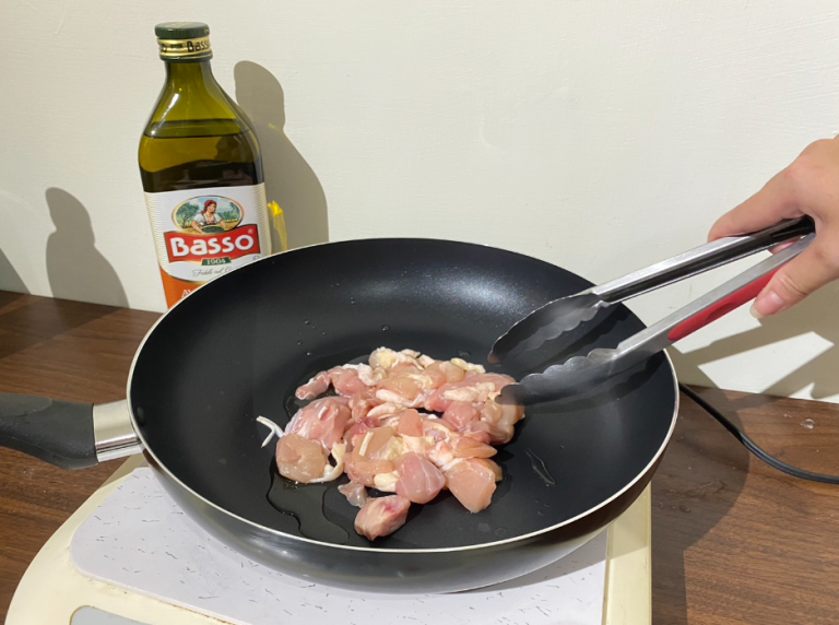 可高溫調理酪梨油，好吃沒有油耗味。翻攝自「momo網購好物交流」臉書社團