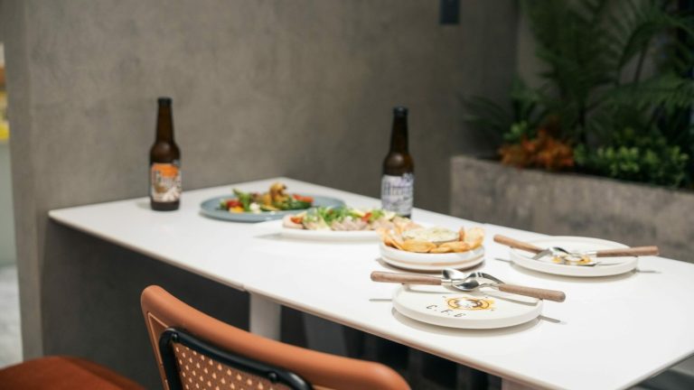 CFB Bistro創立的初衷在於提供一個融合精釀啤酒和創意料理的用餐環境。(圖/CFB Bistro提供)