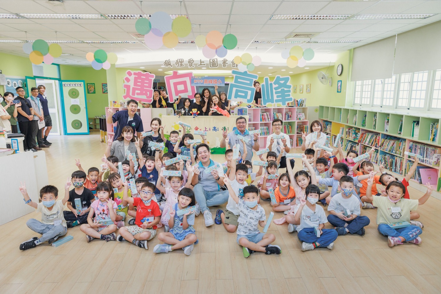 邱臣遠呼籲民眾遵守交通規則，減速行駛，停車於指定區域，共同確保學童安全。（圖/記者林照東翻攝）