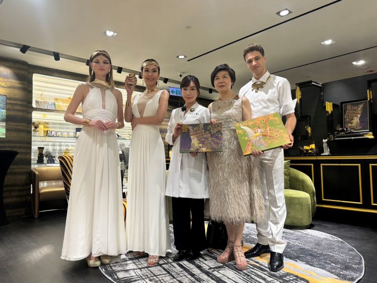 洪曉蕾（左二）與Gaia Torah亞太區代言人潘維剛（右二）、新光醫院醫學美容部主任唐豪悅。 (圖/Gaia Torah/提供)