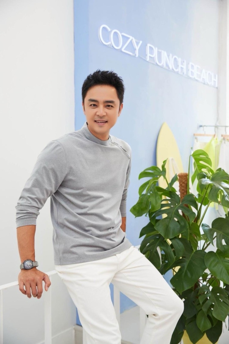 COZY PUNCH讚美明道健康美形象很親民,也與品牌風格相近。 (圖/鏡藝宏海提供)