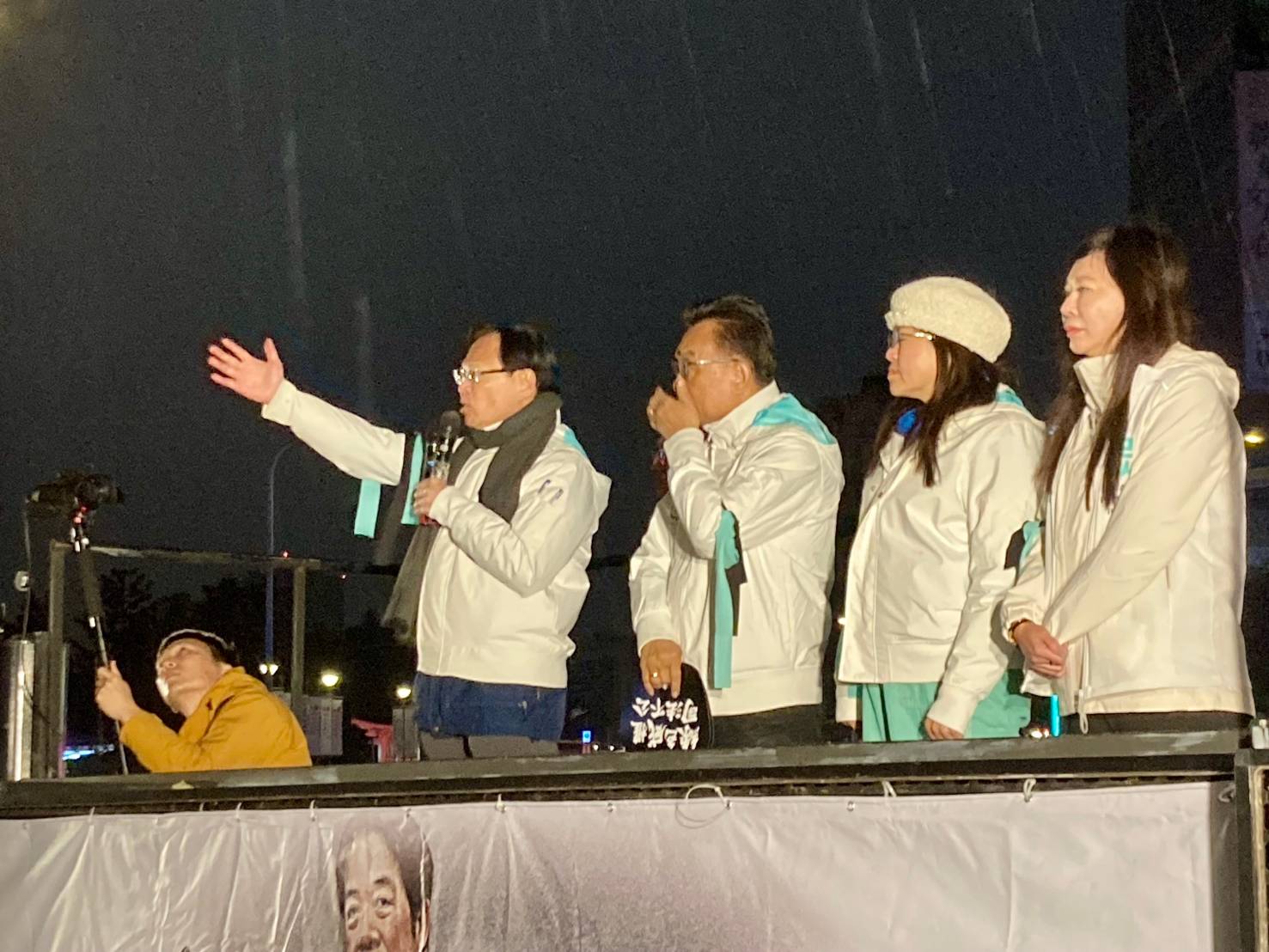 張啓楷指出,今天的柯文哲,可能就是明天的你我,年輕人要求民進黨能給一個清楚的交代。(圖/張啓楷國會辦公室)