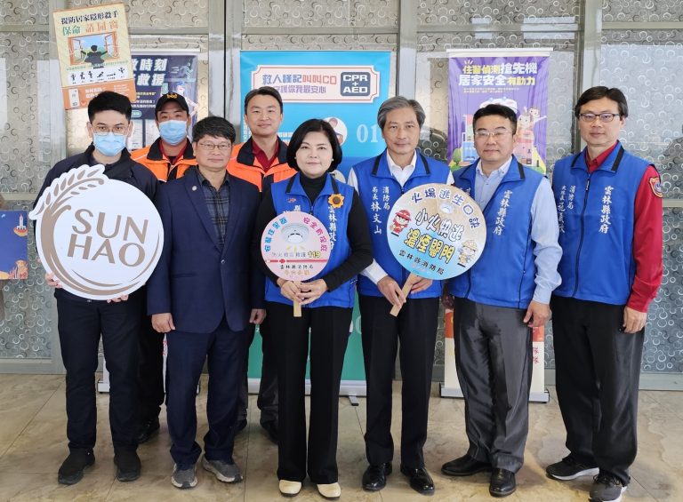 雲林稽查旅宿消防安全。(圖/記者葉子綱攝)