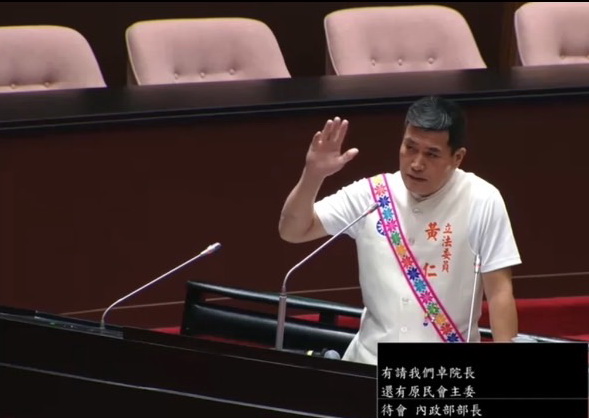 黃仁提醒,台灣的安全關鍵是要處理好兩岸關係。(圖/資料照片)